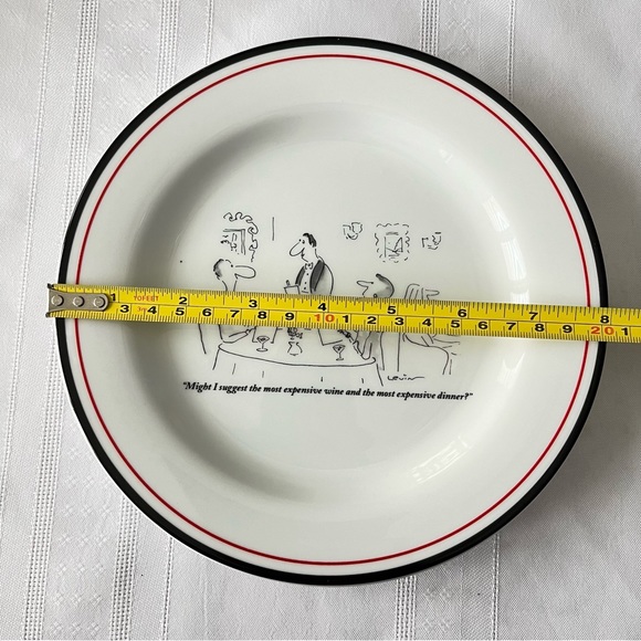 Restoration Hardware New Yorker Plate Waiter Expensive Wine Dinner Arnie Levin - Picture 3 of 7